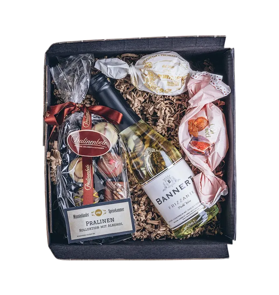 Sparkling Gourmet Treats Hamper