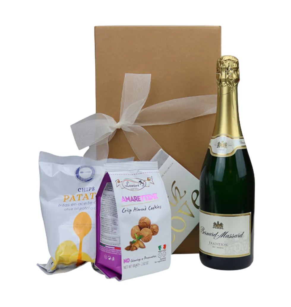 Exquisite Wine & Treats Gift Pack