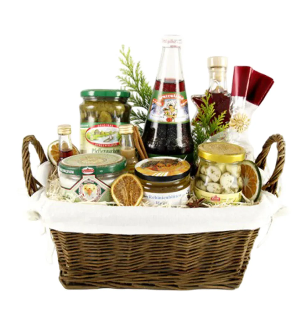 Gourmet Delicacies & Reusable Wine Hamper