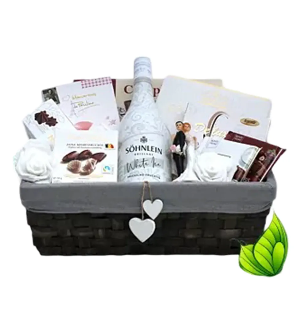 Romantic Sweetheart Gift Basket